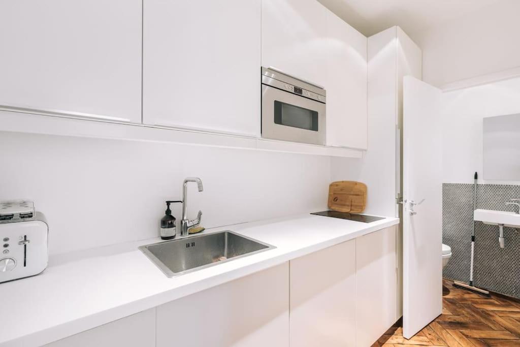Bright Apartment In The 10Arr. - 4 People Párizs Kültér fotó